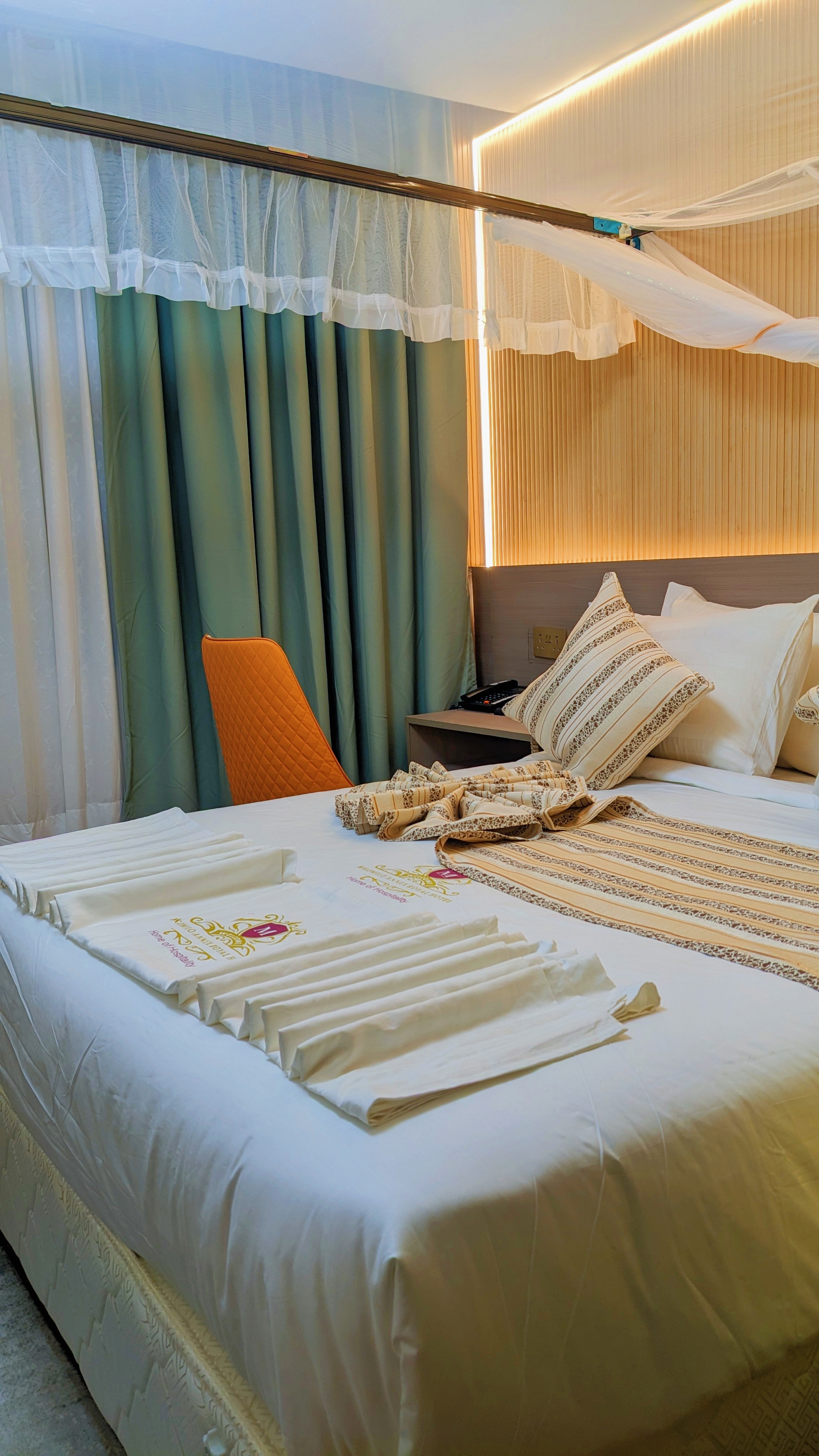 Deluxe Rooms
